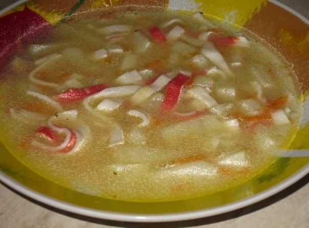 Суп с крабовыми палочками